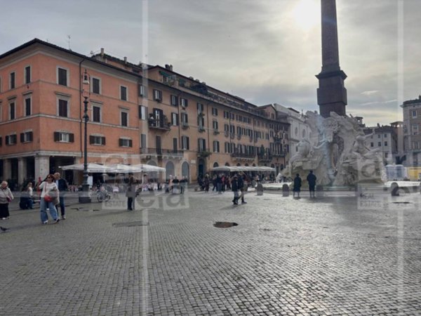 appartamento in vendita a Roma in zona Parione/Sant'Eustachio