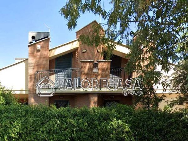 casa indipendente in vendita a Roma in zona Borghesiana