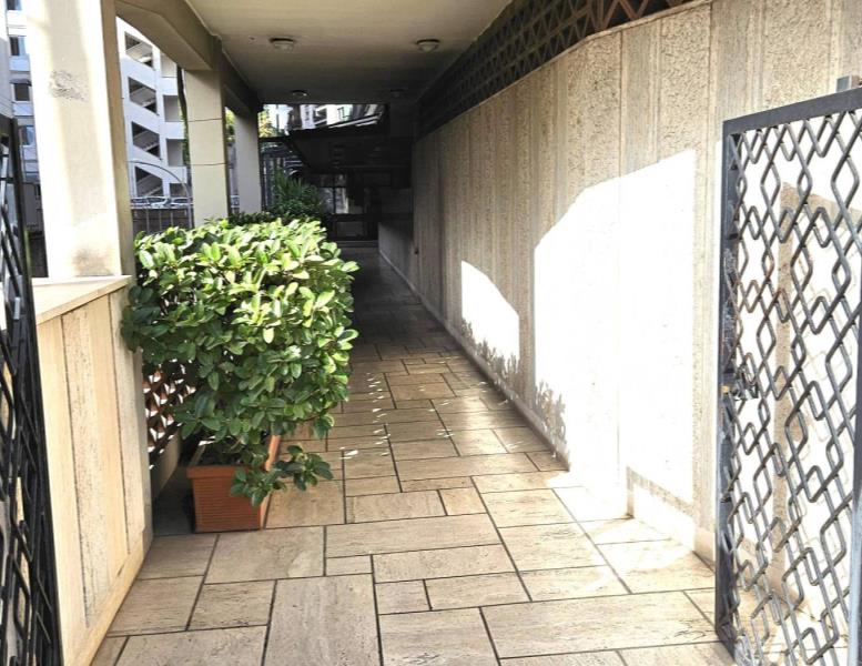 appartamento in vendita a Roma in zona Ostiense