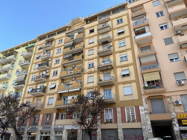 appartamento in vendita a Roma in zona Ostiense