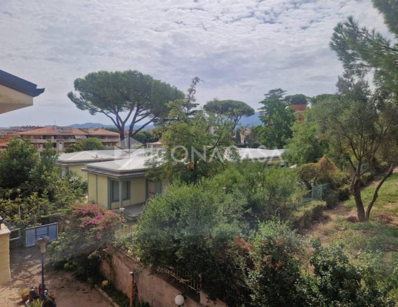 appartamento in vendita a Roma in zona Finocchio