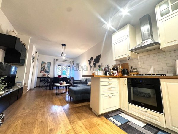 appartamento in vendita a Roma in zona Acilia