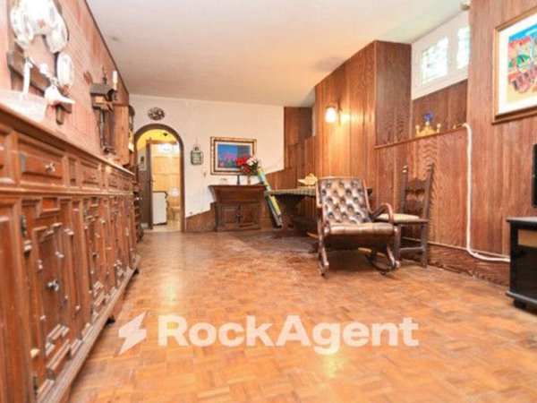 appartamento in vendita a Roma in zona Appio Latino