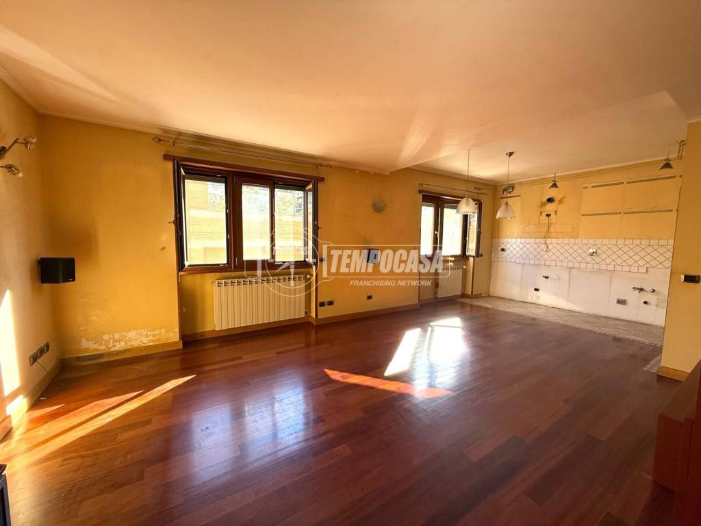 appartamento in vendita a Roma in zona Montespaccato