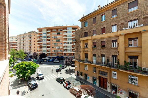 appartamento in vendita a Roma in zona Nomentano