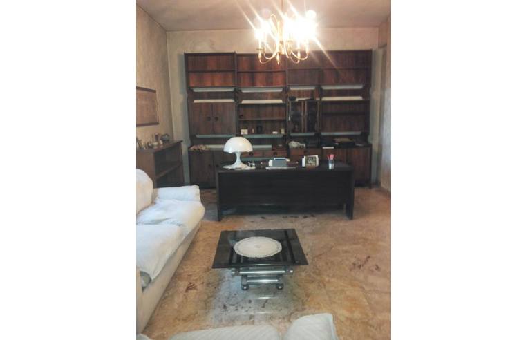 appartamento in vendita a Roma in zona Ostiense