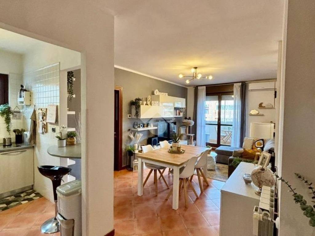 appartamento in vendita a Roma in zona Ponte di Nona