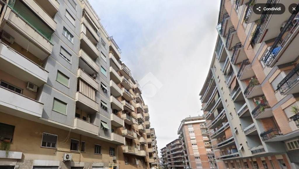 appartamento in vendita a Roma in zona Collatino