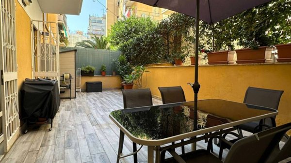 appartamento in vendita a Roma in zona Gianicolense