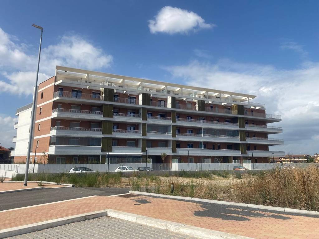 appartamento in vendita a Roma in zona Romanina