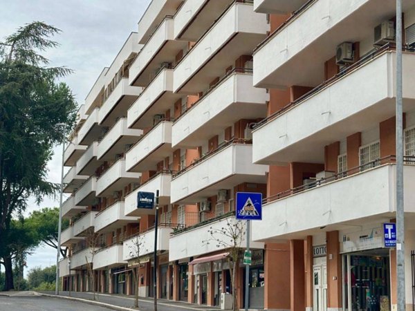 appartamento in vendita a Roma in zona Labaro