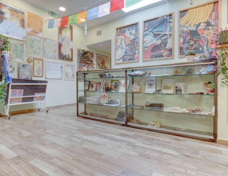 locale commerciale in vendita a Roma in zona Celio