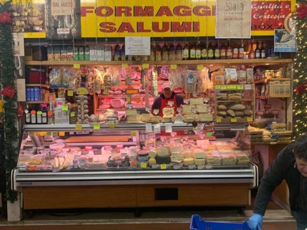 negozio in vendita a Roma in zona Prenestino-Centocelle