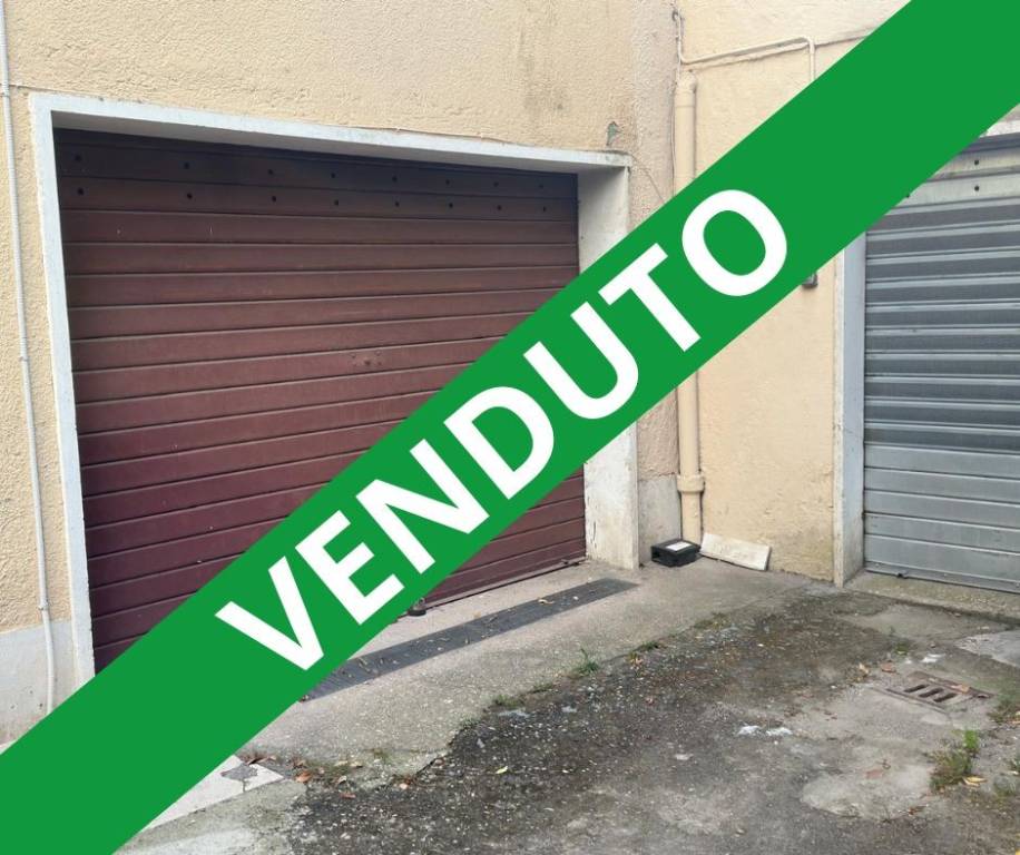 casa indipendente in vendita a Roma in zona Monte Sacro/Talenti