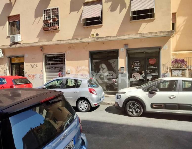 locale commerciale in vendita a Roma in zona Ostiense