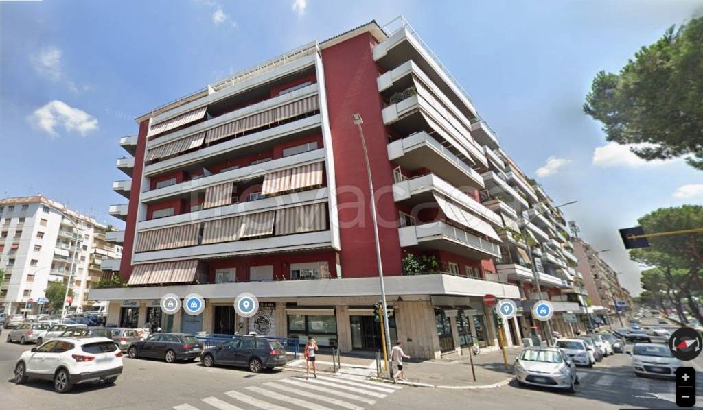 appartamento in vendita a Roma