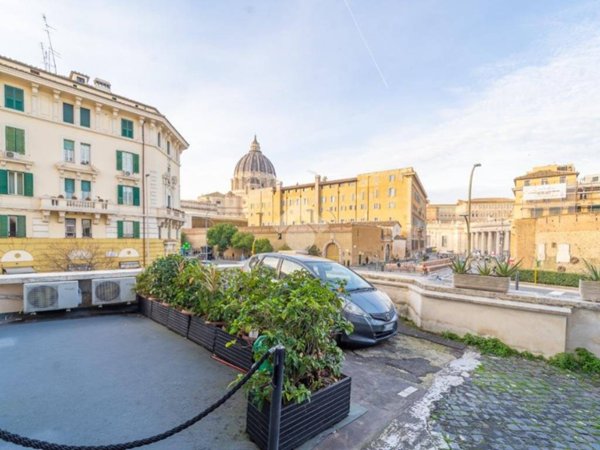 appartamento in vendita a Roma in zona Aurelio