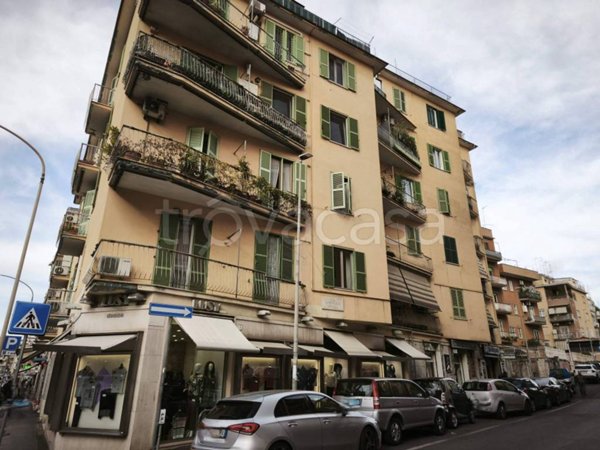 appartamento in vendita a Roma in zona Selva Candida