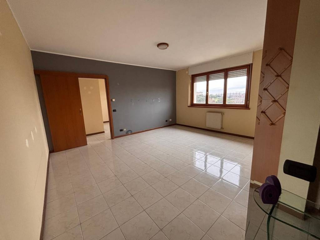 appartamento in vendita a Roma in zona Spinaceto