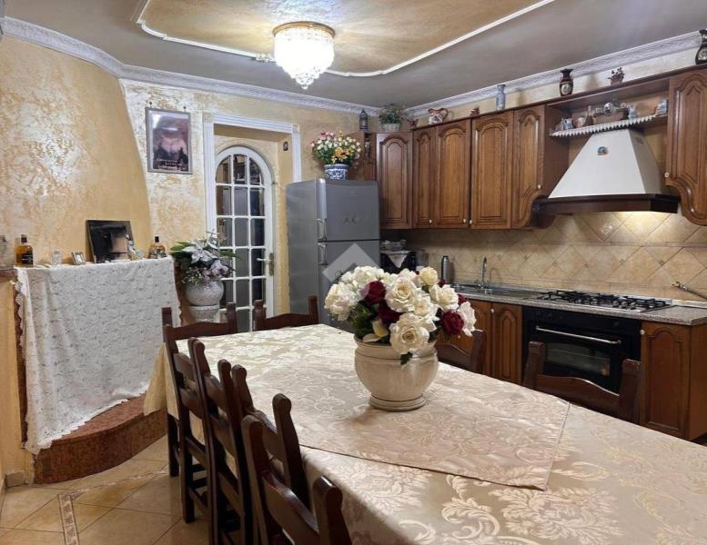 appartamento in vendita a Roma in zona Tuscolano