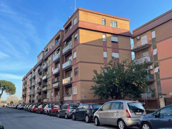 appartamento in vendita a Roma in zona Ostia