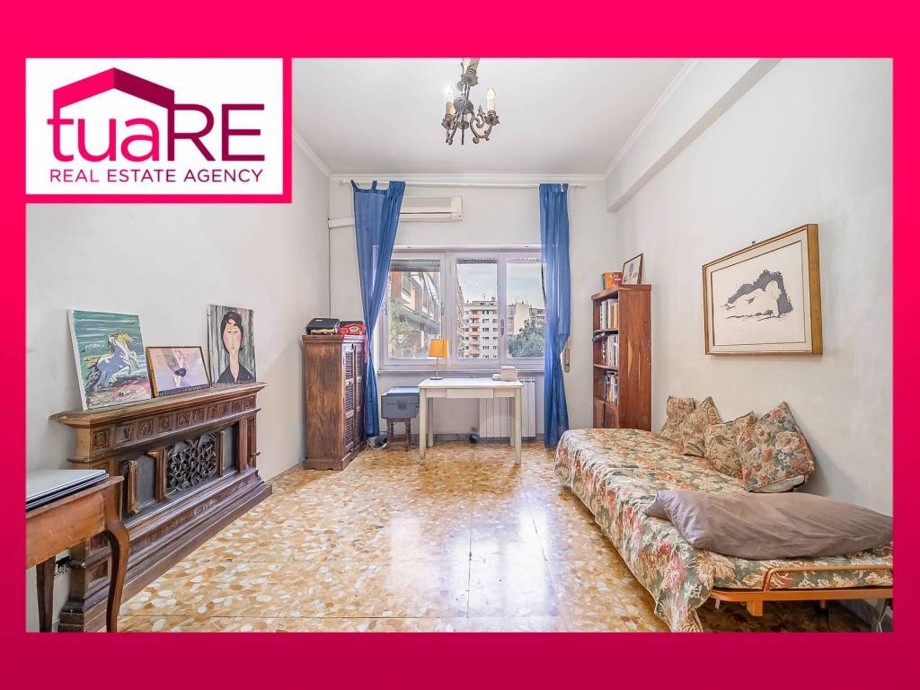 appartamento in vendita a Roma in zona Appio Latino