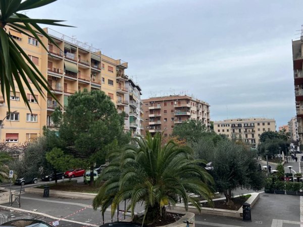 appartamento in vendita a Roma in zona Appio Claudio