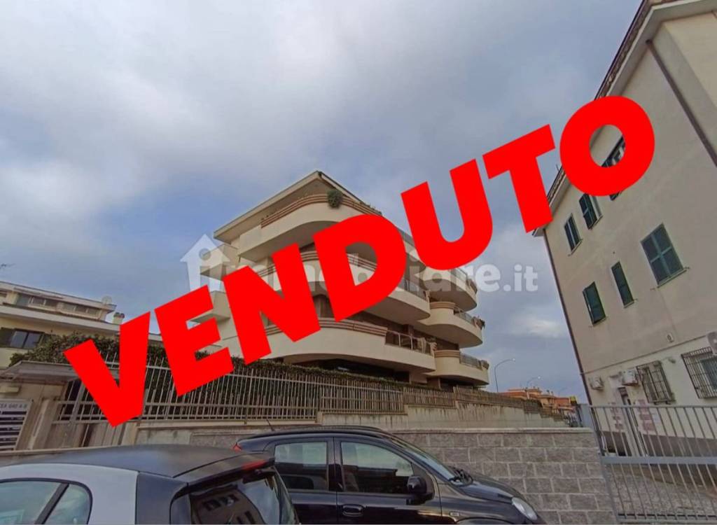 appartamento in vendita a Roma in zona Aurelio