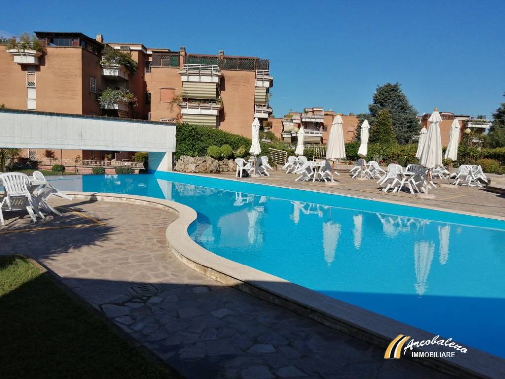 appartamento in vendita a Roma in zona Giuliano Dalmata