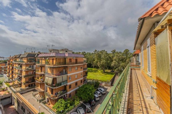 appartamento in vendita a Roma in zona Prenestino-Centocelle