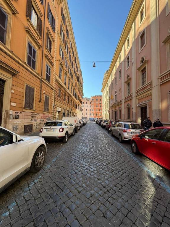 appartamento in vendita a Roma in zona Esquilino