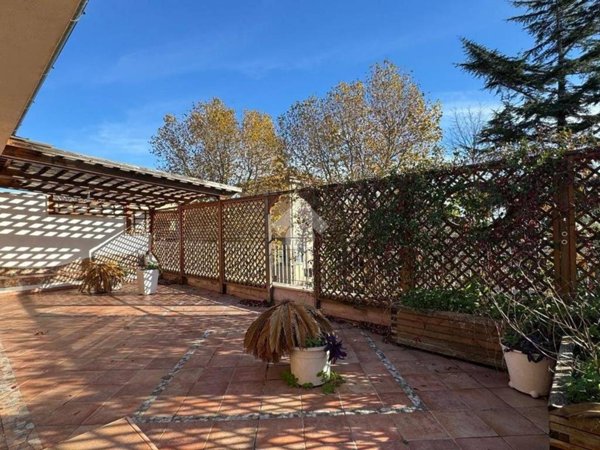 appartamento in vendita a Roma in zona Acilia