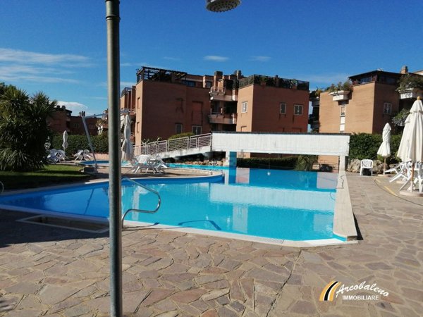 appartamento in vendita a Roma in zona Giuliano Dalmata