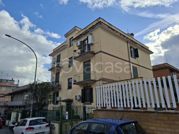 appartamento in vendita a Roma in zona San Basilio