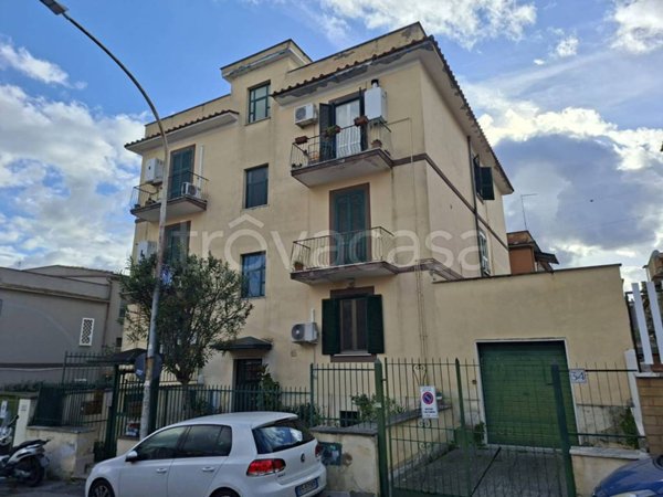 appartamento in vendita a Roma in zona San Basilio