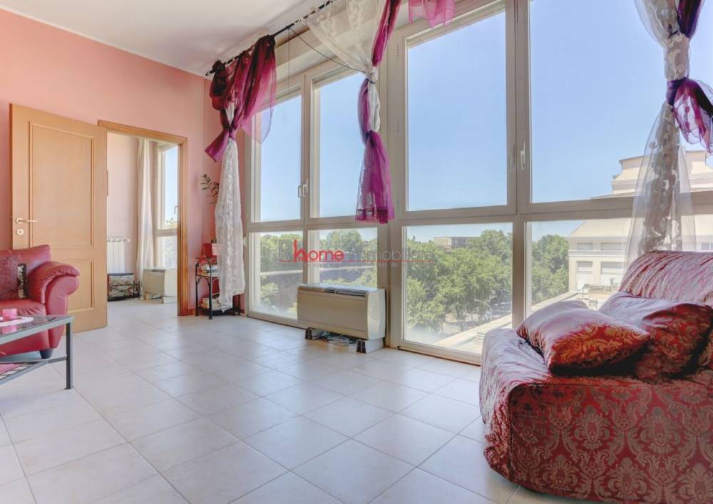 appartamento in vendita a Roma in zona Prenestino-Labicano