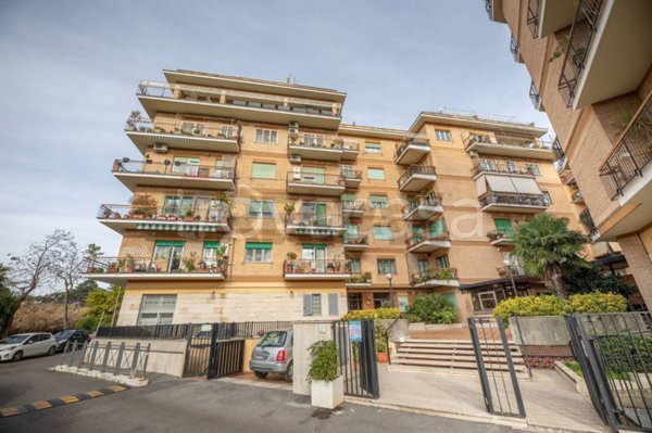 appartamento in vendita a Roma in zona Gianicolense