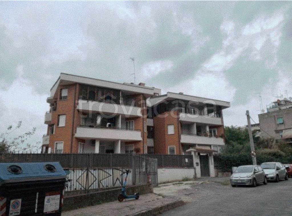 appartamento in vendita a Roma in zona Pietralata