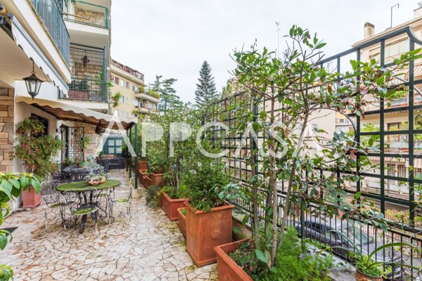 appartamento in vendita a Roma in zona Parioli