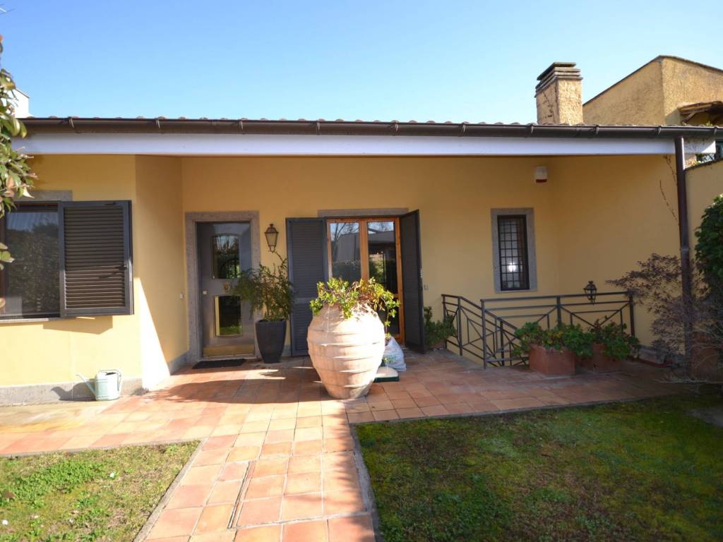 casa indipendente in vendita a Roma in zona Olgiata