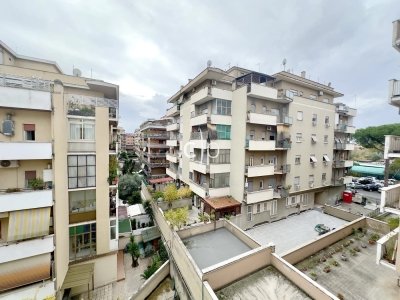 appartamento in vendita a Roma in zona Monte Sacro/Talenti