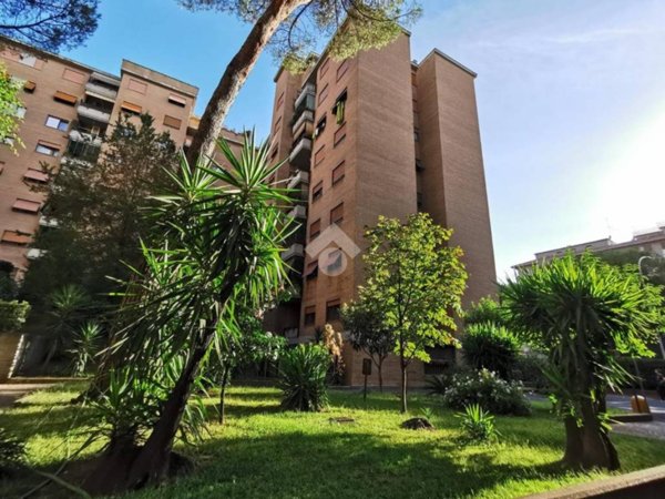 appartamento in vendita a Roma in zona Cinecittà