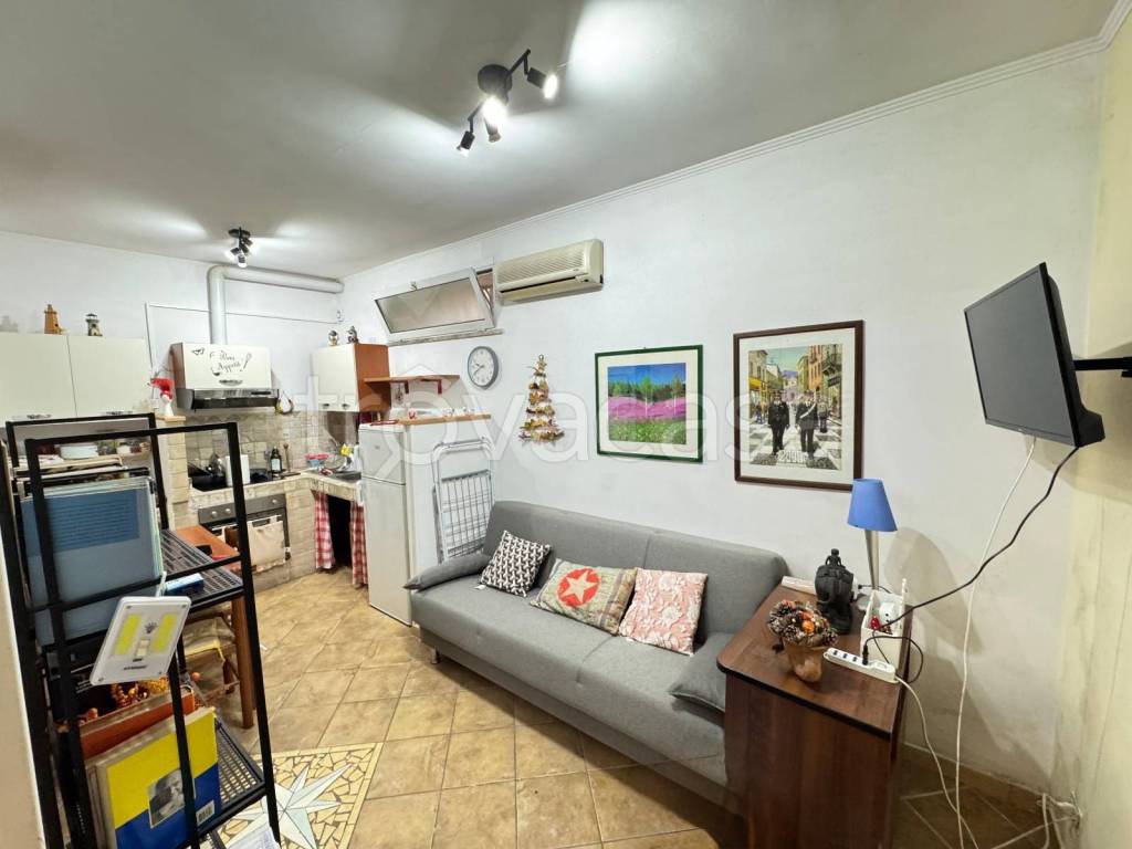 appartamento in vendita a Roma in zona Casal Morena