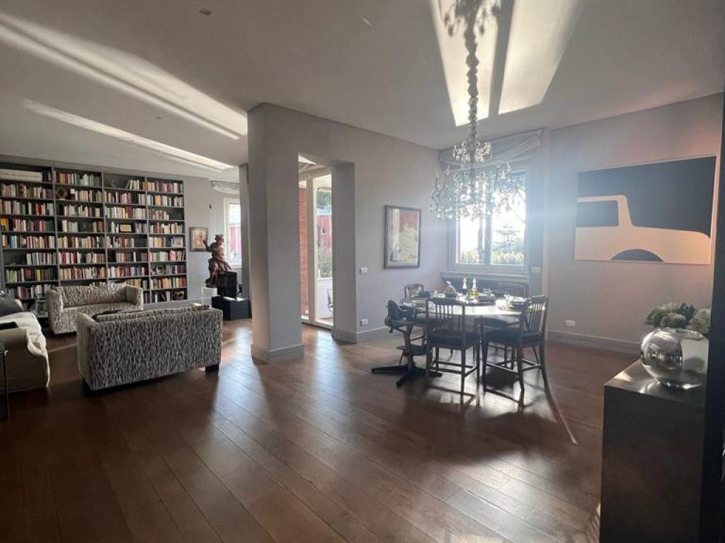 appartamento in vendita a Roma in zona Tor di Quinto