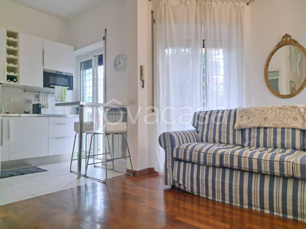 appartamento in vendita a Roma in zona Trastevere