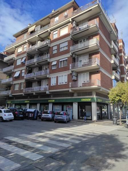 appartamento in vendita a Roma in zona Prenestino-Labicano