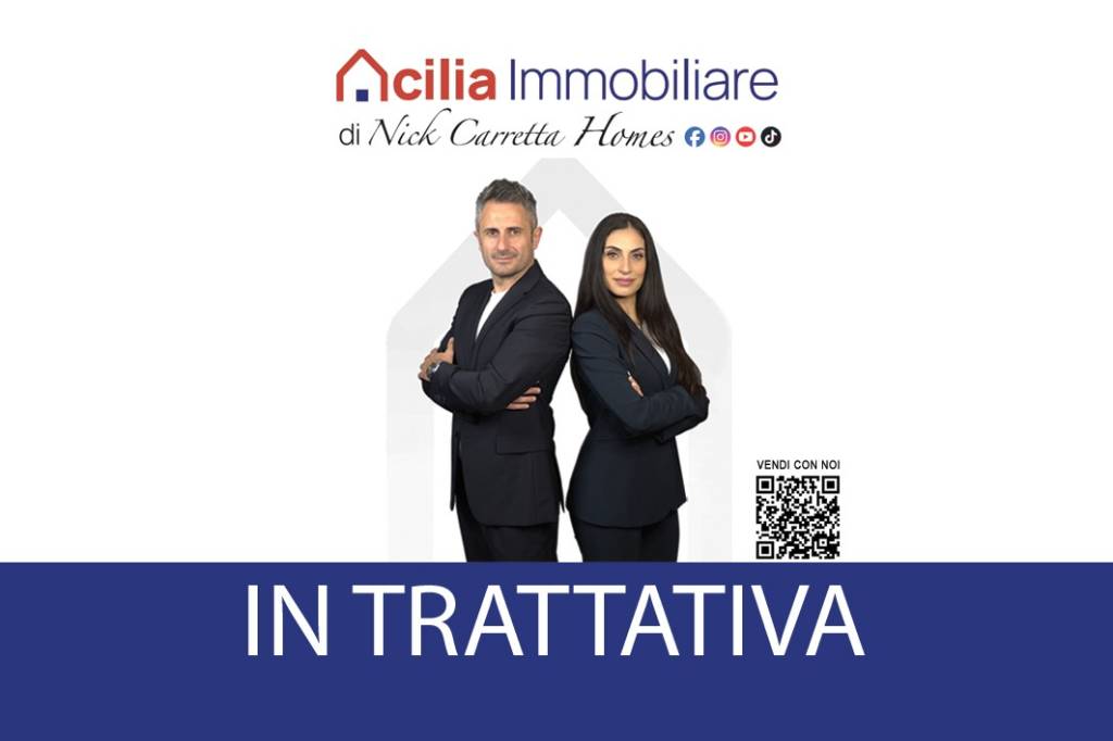 appartamento in vendita a Roma in zona Axa