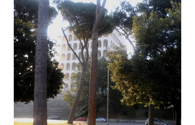 appartamento in vendita a Roma in zona EUR