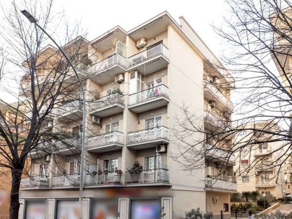 appartamento in vendita a Roma in zona Gianicolense