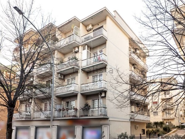 appartamento in vendita a Roma in zona Gianicolense
